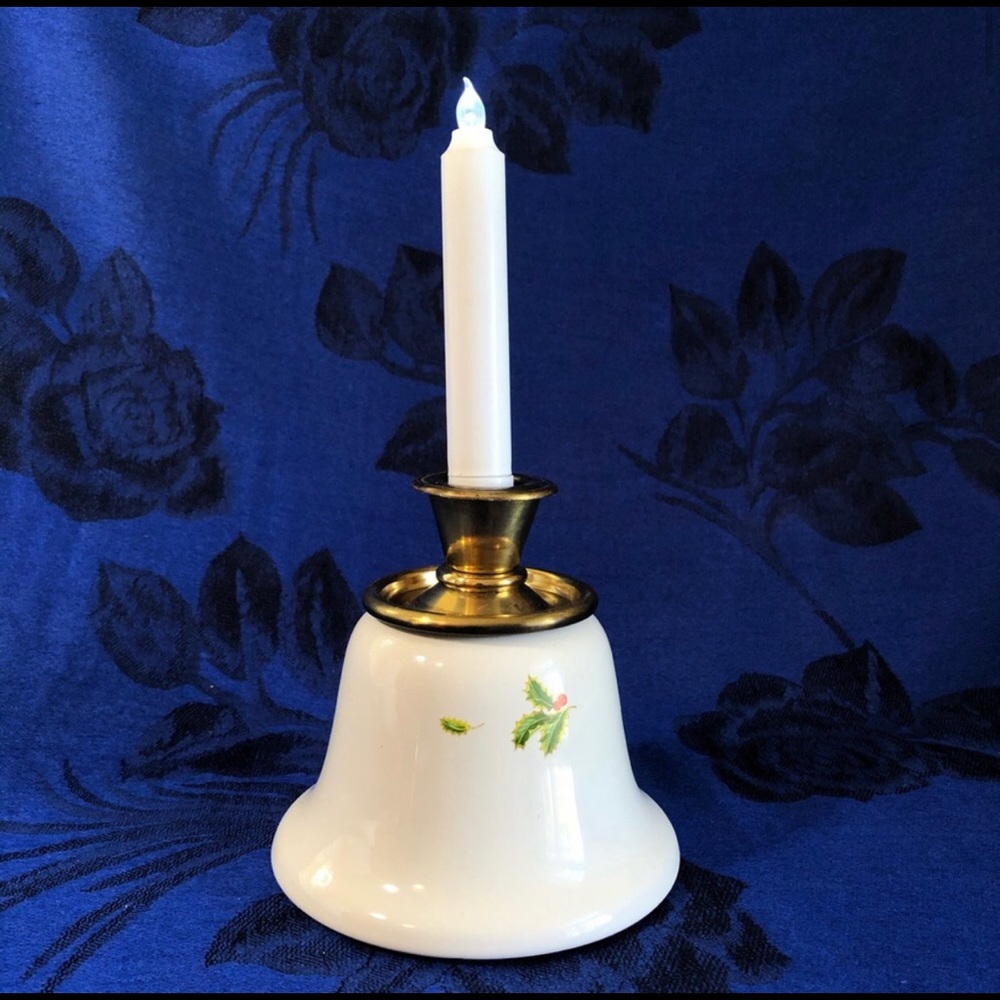 Teleflora Vintage Christmas Holly Candle Holder - Picture 4 of 15